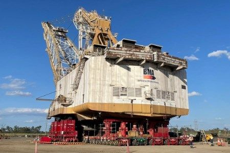 BHP and Mammoet complete record-breaking dragline relocation