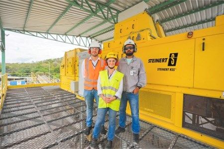 Sensor-based sorting technology to optimise the spodumene concentration